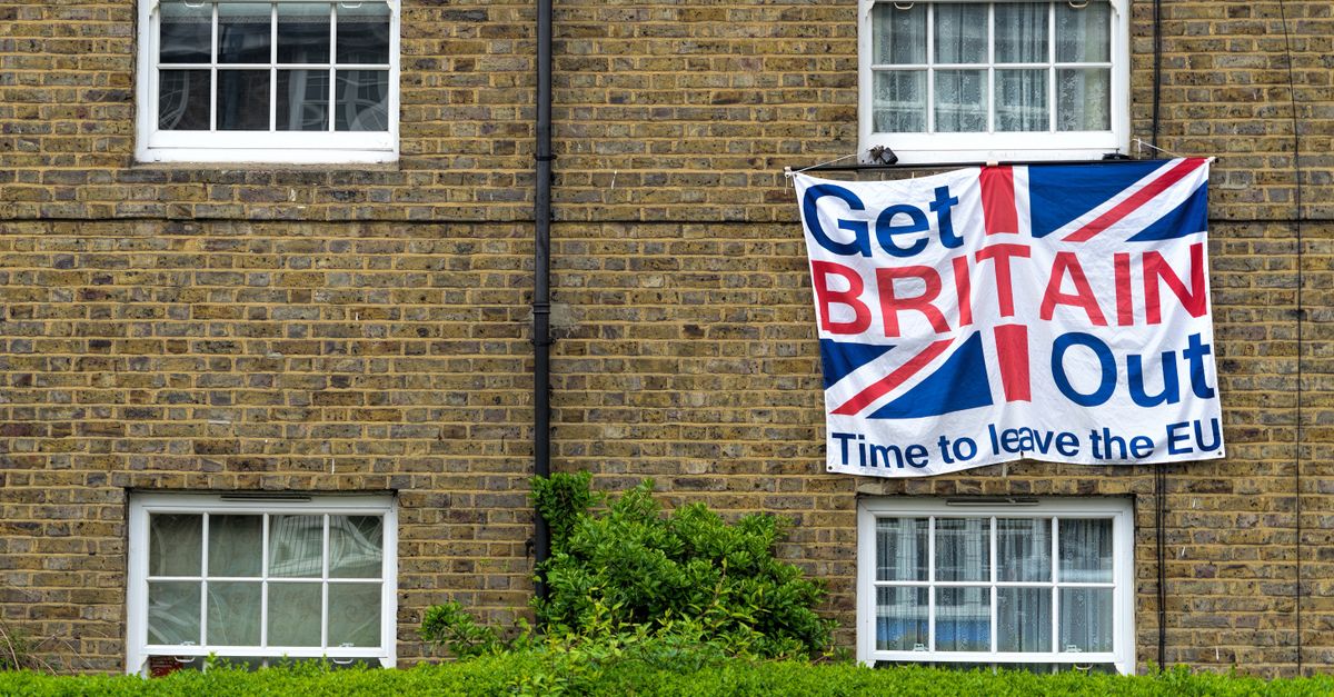 Brexit impatto economico dieci anni dopo