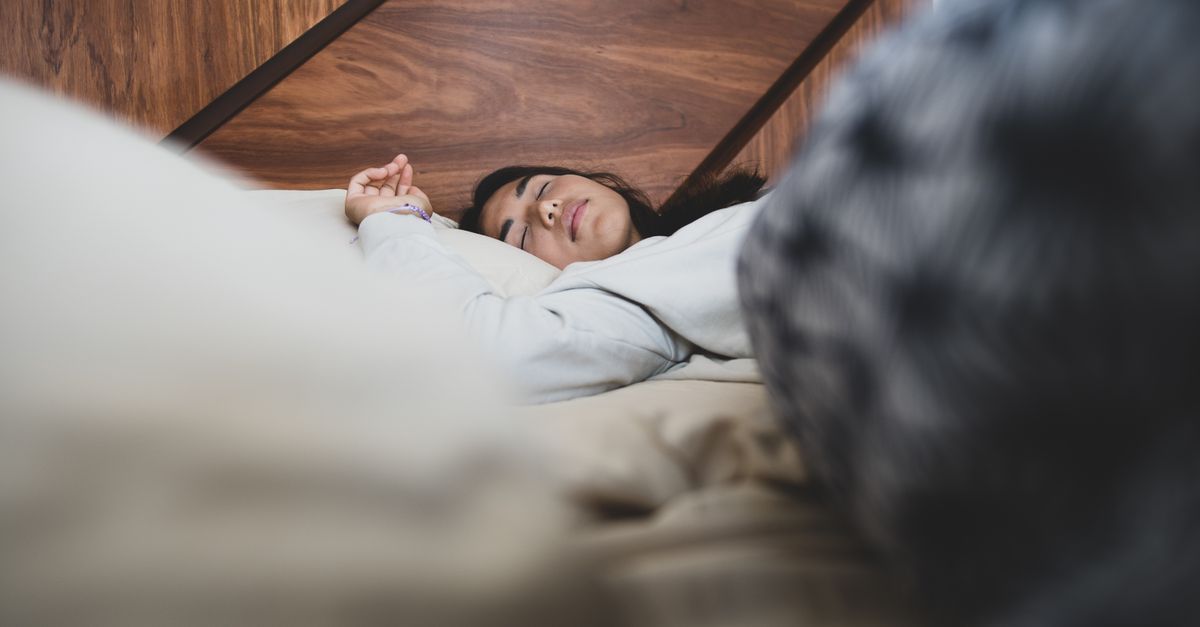 Come dormire meglio la notte: rimedi e abitudini che funzionano