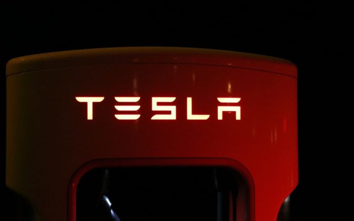 Tesla risponde sul crash mortale in Texas con Autopilot