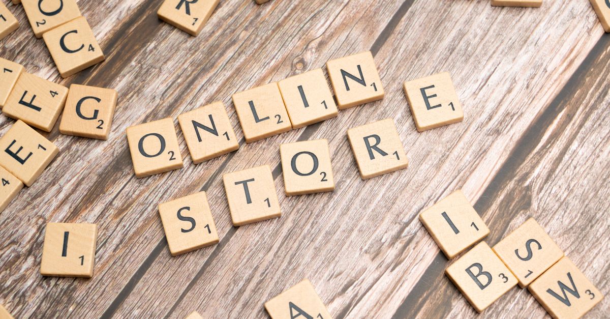 Banche UK spingono clienti vulnerabili verso app online, rischi e critiche