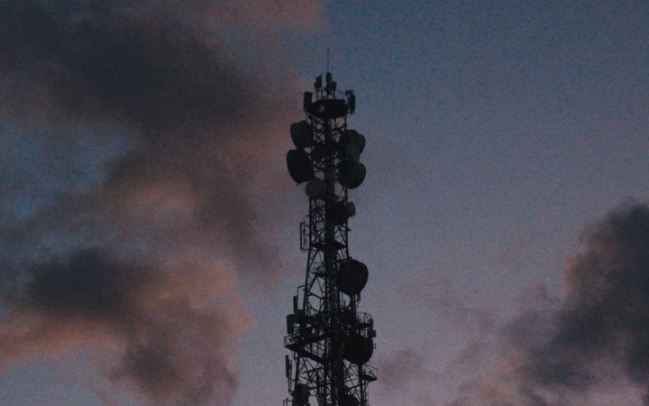 Conflitto Truecaller con autorità telecom indiane sulle regole anti-spam: cosa cambia per utenti e app
