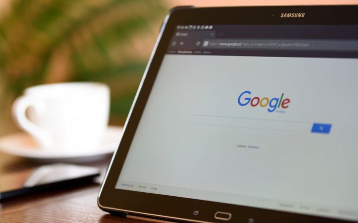 Falsa denuncia DMCA per la rimozione su Google