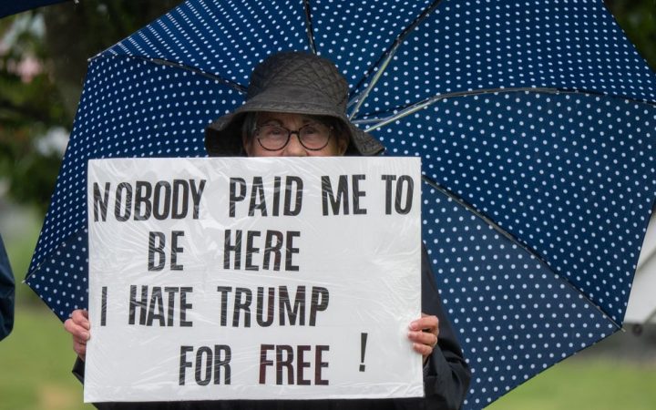 Dimissioni lampo dell’AI czar di Trump nel 2026