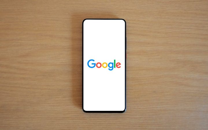 Google sperimenta pagamento editori per risposte AI: cosa cambia davvero