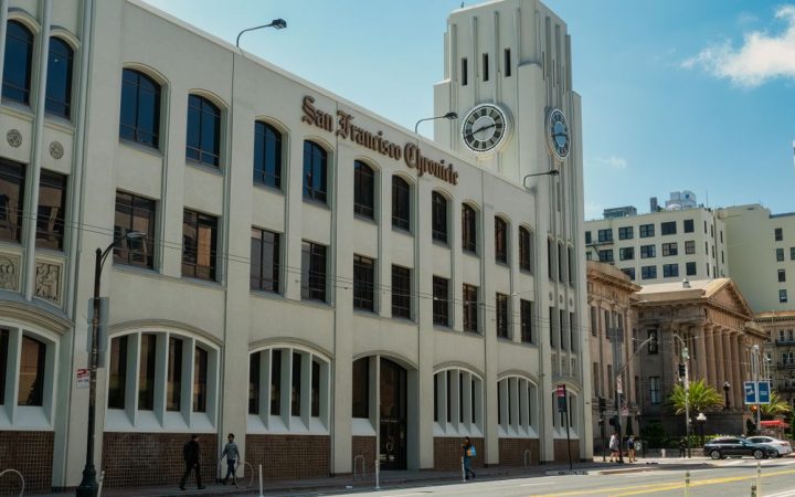 San Francisco aggiorna le norme per la sicurezza dei robotaxi: nuovi standard per una mobilità autonoma più sicura