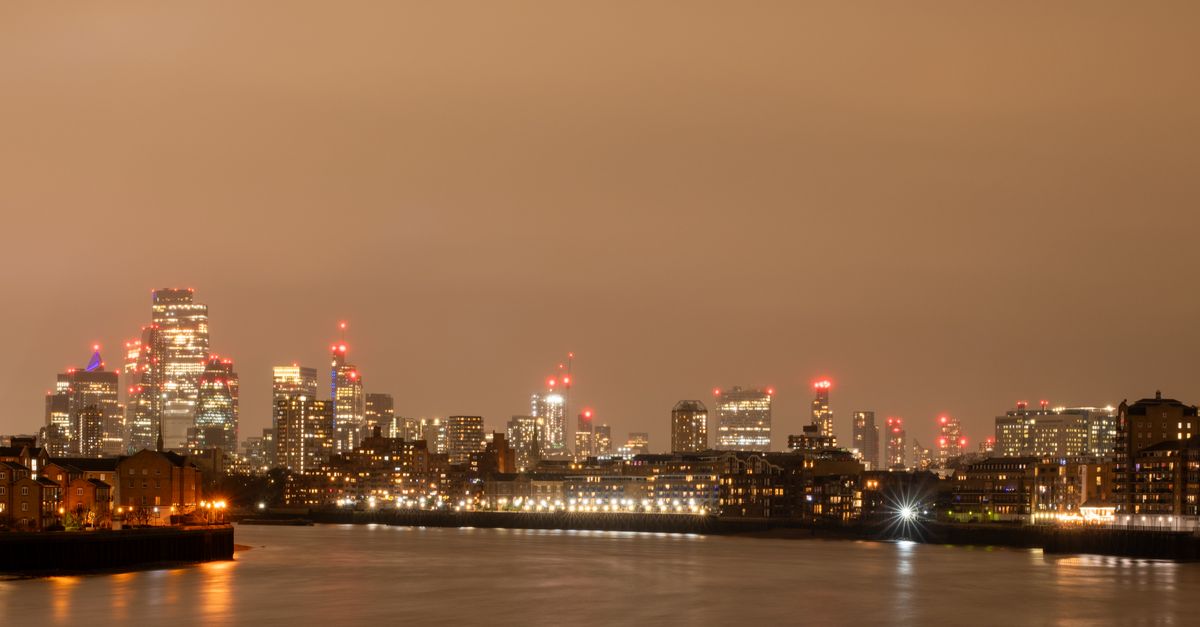 UK sorprende con crescita economica 0,4% a luglio 2026: cosa dicono i dati ufficiali