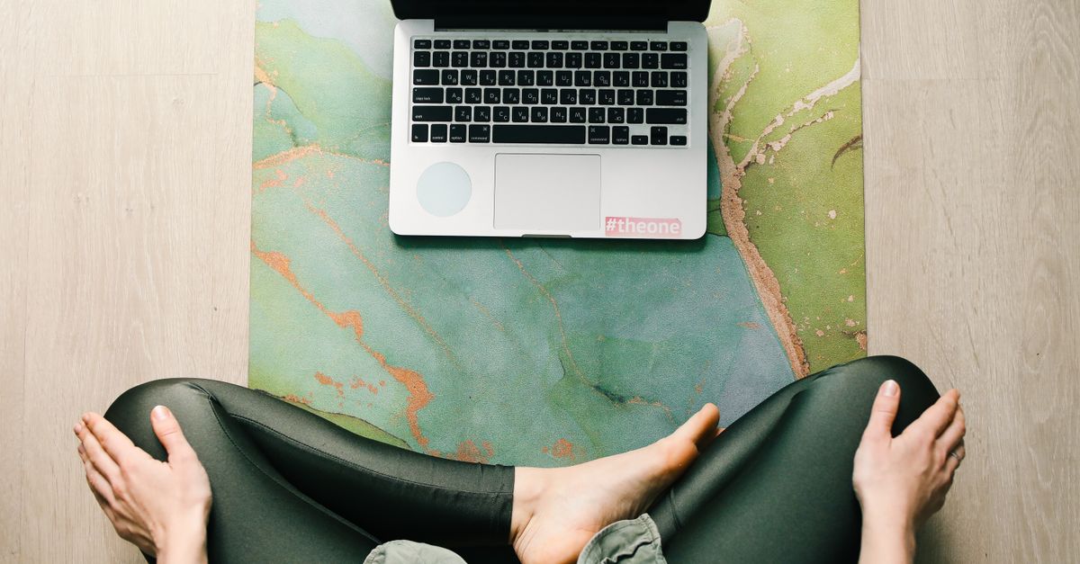 pratiche yoga professionisti digitali
