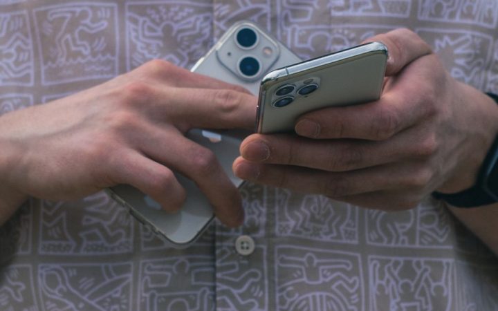 iFixit svela i segreti della riparazione e struttura dell’iPhone Duo 2026